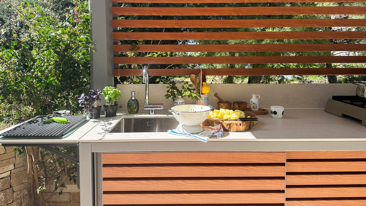 Food preparation on the Dekton countertop